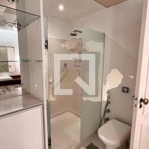 Apartamento à venda com 240m², 4 quartos e 1 vaga