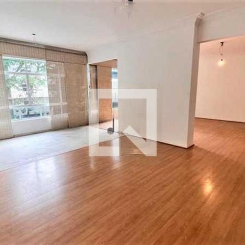 Apartamento à venda com 240m², 4 quartos e 1 vaga