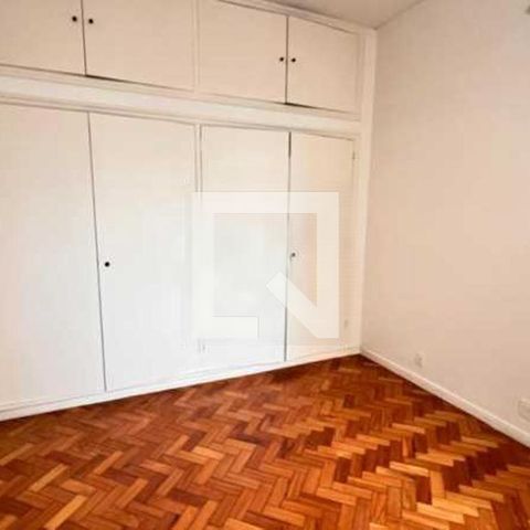 Apartamento à venda com 240m², 4 quartos e 1 vaga