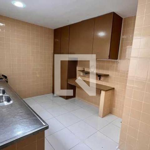 Apartamento à venda com 240m², 4 quartos e 1 vaga