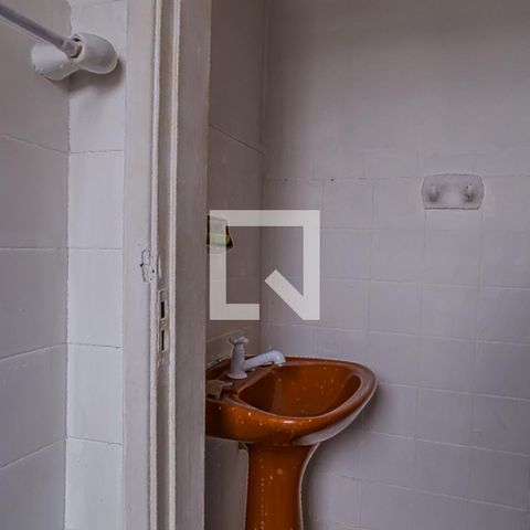 Casa de condomínio à venda com 150m², 5 quartos e 1 vaga Casa de condomínio à venda com 150m², 5 quartos e 1 vagaBanheiro da Casa 2