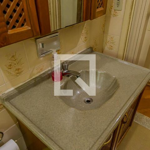 Casa de condomínio à venda com 150m², 5 quartos e 1 vaga Casa de condomínio à venda com 150m², 5 quartos e 1 vagaBanheiro Social - Pia