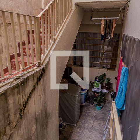 Casa de condomínio à venda com 150m², 5 quartos e 1 vaga Casa de condomínio à venda com 150m², 5 quartos e 1 vagaCorredor