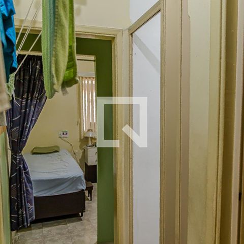 Casa de condomínio à venda com 150m², 5 quartos e 1 vaga Casa de condomínio à venda com 150m², 5 quartos e 1 vagaCorredor