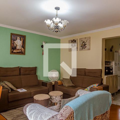 Casa de condomínio à venda com 150m², 5 quartos e 1 vaga Casa de condomínio à venda com 150m², 5 quartos e 1 vagaSala