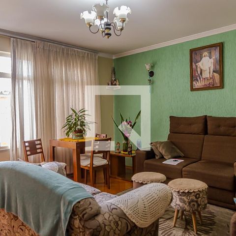 Casa de condomínio à venda com 150m², 5 quartos e 1 vaga Casa de condomínio à venda com 150m², 5 quartos e 1 vagaSala