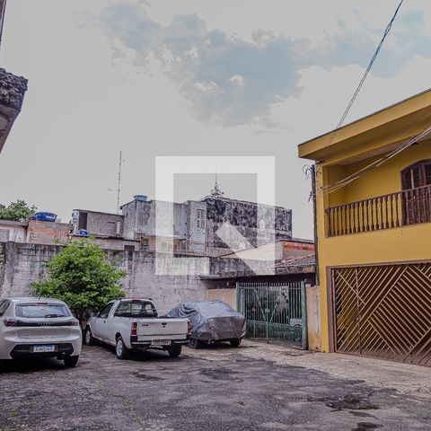 Casa de condomínio à venda com 150m², 5 quartos e 1 vaga Casa de condomínio à venda com 150m², 5 quartos e 1 vagaÁrea Comum