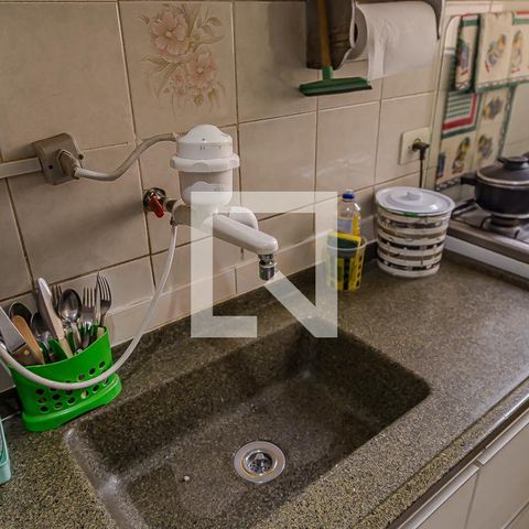 Casa de condomínio à venda com 150m², 5 quartos e 1 vaga Casa de condomínio à venda com 150m², 5 quartos e 1 vagaCozinha e Área de Serviço - Pia