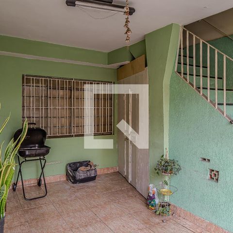 Casa de condomínio à venda com 150m², 5 quartos e 1 vaga Casa de condomínio à venda com 150m², 5 quartos e 1 vagaGaragem