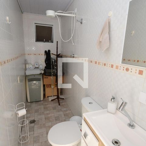 Casa para alugar com 250m², 3 quartos e 3 vagasBanheiro de serviço