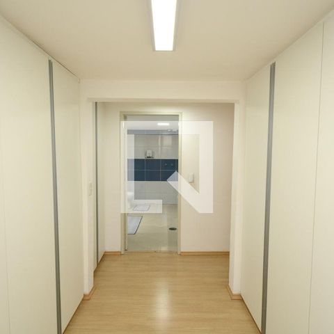Casa para alugar com 250m², 3 quartos e 3 vagasCloset da suíte