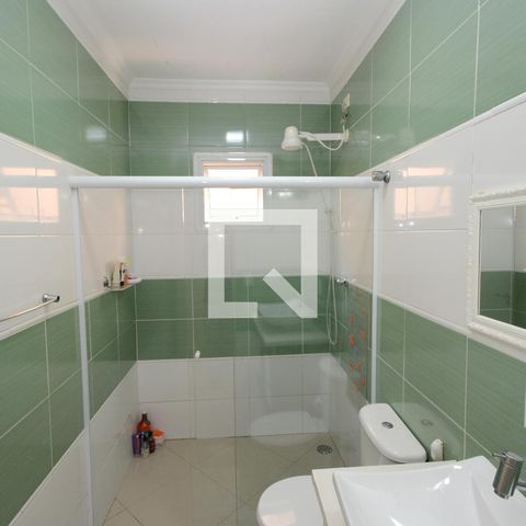 Casa para alugar com 250m², 3 quartos e 3 vagasBanheiro
