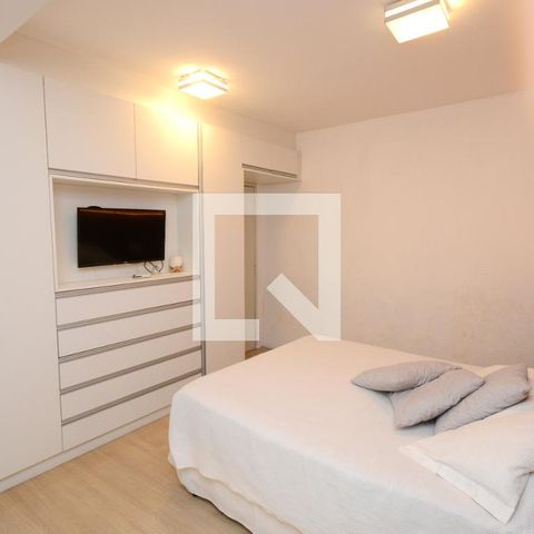 Casa para alugar com 250m², 3 quartos e 3 vagasSuíte