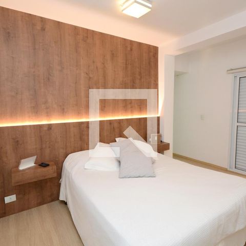 Casa para alugar com 250m², 3 quartos e 3 vagasSuíte