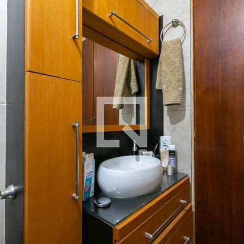 Apartamento à venda com 58m², 2 quartos e 1 vaga Apartamento à venda com 58m², 2 quartos e 1 vagaBanheiro - Armário