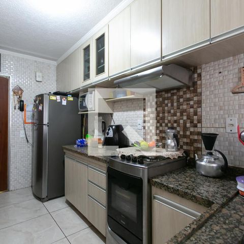 Apartamento à venda com 58m², 2 quartos e 1 vaga Apartamento à venda com 58m², 2 quartos e 1 vagaCozinha - Armários