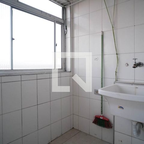 Apartamento à venda com 57m², 2 quartos e 1 vaga Apartamento à venda com 57m², 2 quartos e 1 vagaÁrea de Serviço