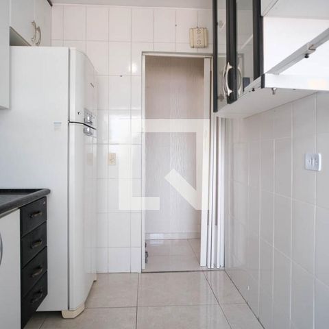 Apartamento à venda com 57m², 2 quartos e 1 vaga Apartamento à venda com 57m², 2 quartos e 1 vagaCozinha