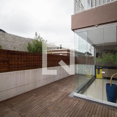 Apartamento à venda com 75m², 3 quartos e 1 vaga Apartamento à venda com 75m², 3 quartos e 1 vagaVaranda