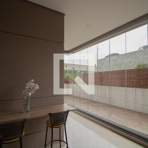 Apartamento à venda com 75m², 3 quartos e 1 vaga Apartamento à venda com 75m², 3 quartos e 1 vagaVaranda