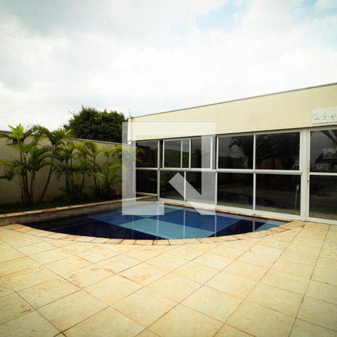 Apartamento à venda com 75m², 3 quartos e 1 vaga Apartamento à venda com 75m², 3 quartos e 1 vagaÁrea comum - Piscina