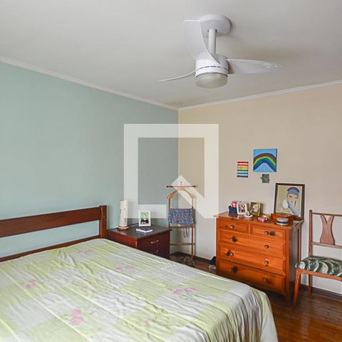 Casa à venda com 148m², 3 quartos e 2 vagasQuarto Suíte