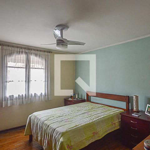 Casa à venda com 148m², 3 quartos e 2 vagasQuarto Suíte