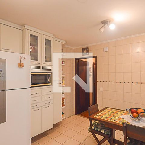 Casa à venda com 148m², 3 quartos e 2 vagasCozinha