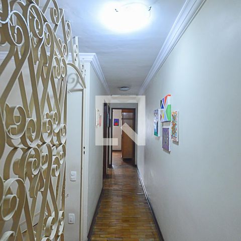 Casa à venda com 148m², 3 quartos e 2 vagasCorredor