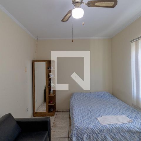 Casa à venda com 230m², 4 quartos e 4 vagas Casa à venda com 230m², 4 quartos e 4 vagasQuarto 2