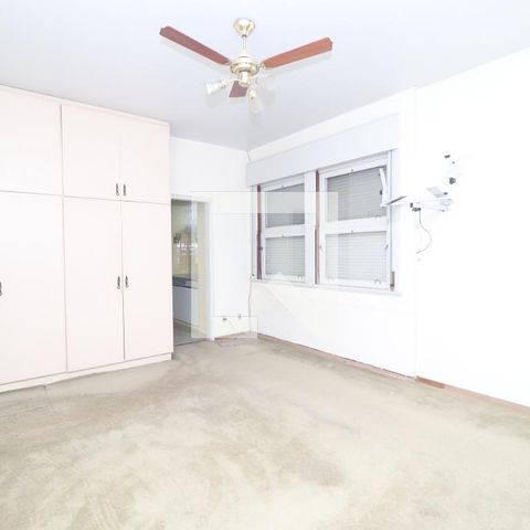 Casa para alugar com 320m², 4 quartos e 2 vagasSuíte 