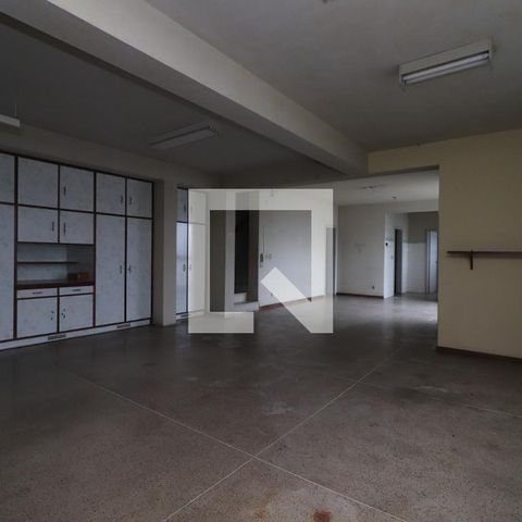 Casa para alugar com 320m², 4 quartos e 2 vagasgaragem