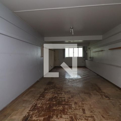 Casa para alugar com 320m², 4 quartos e 2 vagassala 04