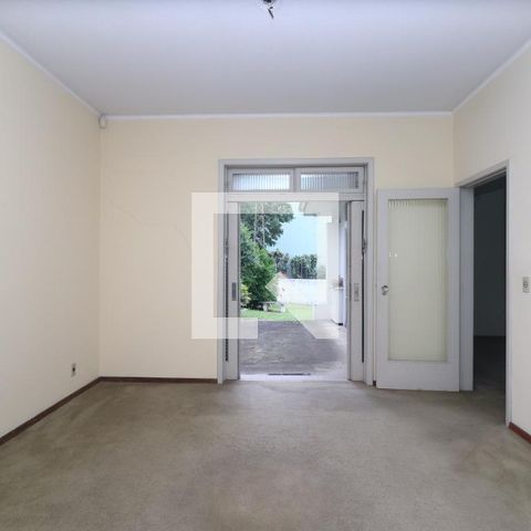 Casa para alugar com 320m², 4 quartos e 2 vagassala 02