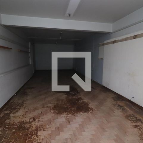 Casa para alugar com 320m², 4 quartos e 2 vagassala 04