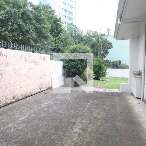 Casa para alugar com 320m², 4 quartos e 2 vagasdeck sala