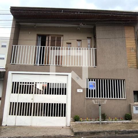 Casa à venda com 125m², 3 quartos e 2 vagasFachada