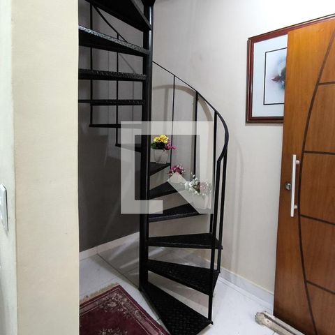 Casa à venda com 125m², 3 quartos e 2 vagasSala