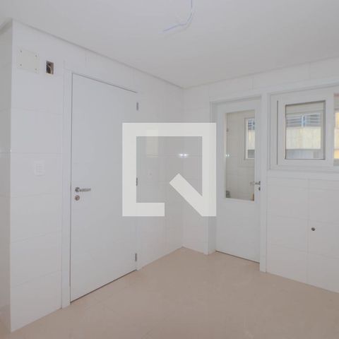 Apartamento à venda com 145m², 3 quartos e 3 vagas Apartamento à venda com 145m², 3 quartos e 3 vagasCozinha e Área de Serviço