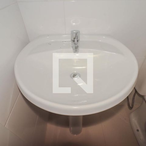 Apartamento à venda com 145m², 3 quartos e 3 vagas Apartamento à venda com 145m², 3 quartos e 3 vagasBanheiro Auxiliar