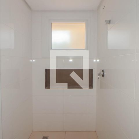Apartamento à venda com 145m², 3 quartos e 3 vagas Apartamento à venda com 145m², 3 quartos e 3 vagasBanheiro da Suíte 2
