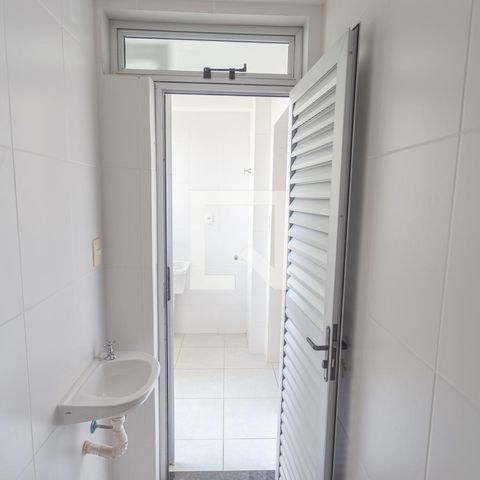 Apartamento para alugar com 280m², 3 quartos e 2 vagasBanheiro de Serviço