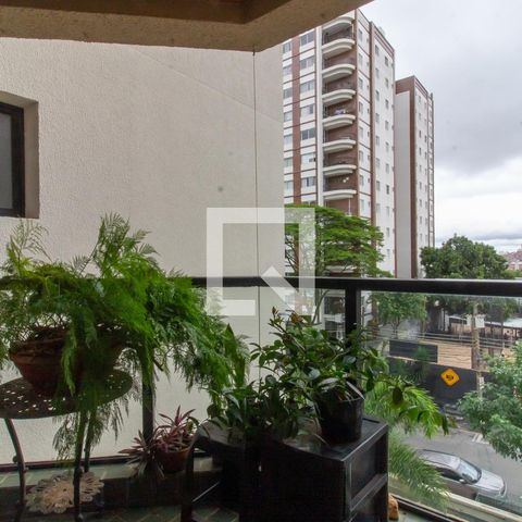 Apartamento à venda com 80m², 3 quartos e 1 vagaVaranda