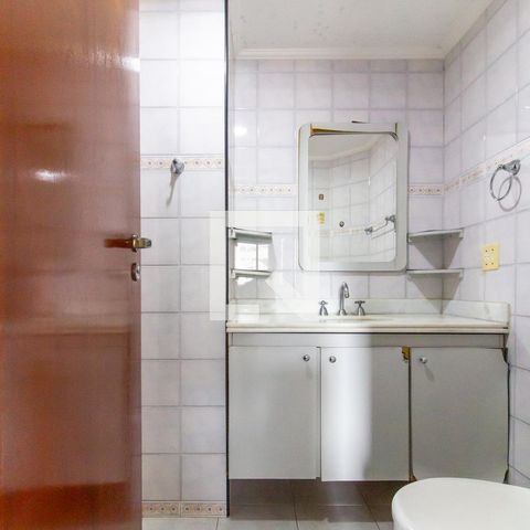 Apartamento à venda com 80m², 3 quartos e 1 vagaBanheiro Social