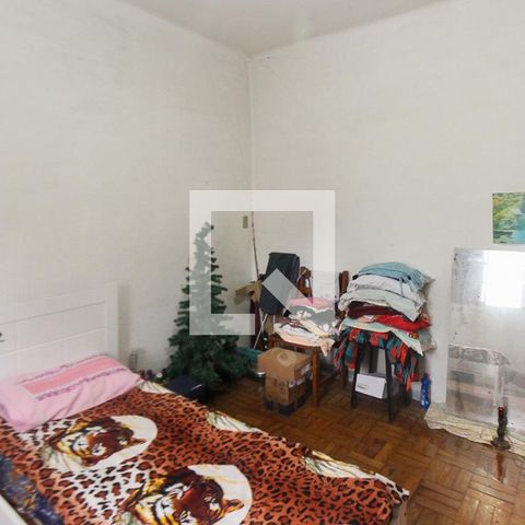 Casa à venda com 100m², 2 quartos e 3 vagas Casa à venda com 100m², 2 quartos e 3 vagasQuarto