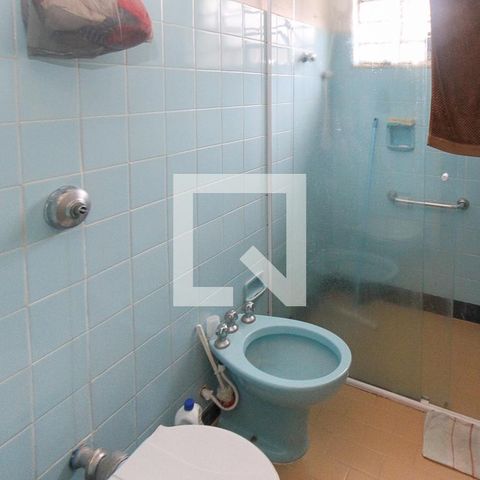 Casa à venda com 100m², 2 quartos e 3 vagas Casa à venda com 100m², 2 quartos e 3 vagasBanheiro