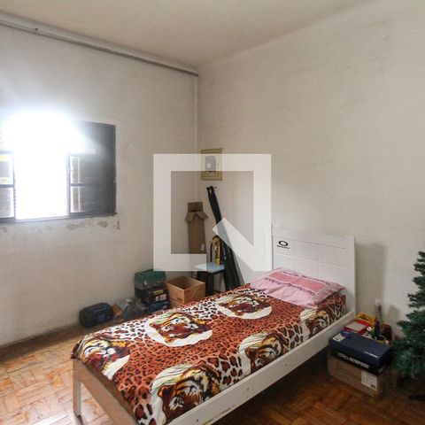 Casa à venda com 100m², 2 quartos e 3 vagas Casa à venda com 100m², 2 quartos e 3 vagasQuarto