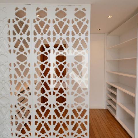 Casa de condomínio à venda com 300m², 4 quartos e 4 vagasCloset da suíte 1