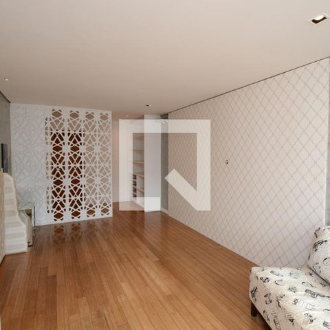 Casa de condomínio à venda com 300m², 4 quartos e 4 vagasSuíte 1