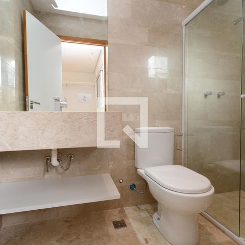 Casa de condomínio à venda com 300m², 4 quartos e 4 vagasBanheiro da Suíte 2